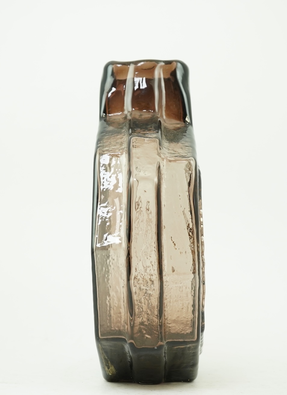 Whitefriars: A Textured range 'Banjo' vase designed by Geoffrey Baxter